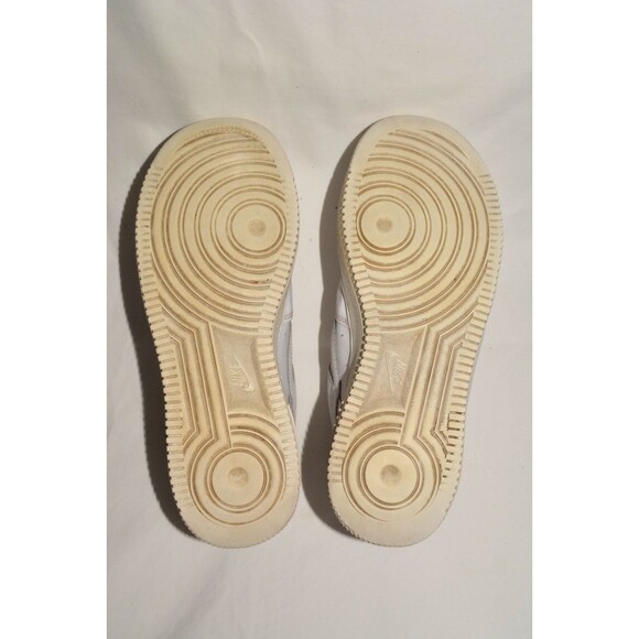 Nike Air Force 1 Sz 5.5Y Low White Leather Sneakers Youth GS Beaded Lace - Picture 7 of 8